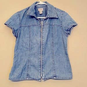 Size 4 Ann Taylor Loft Zip Up Denim Top C1